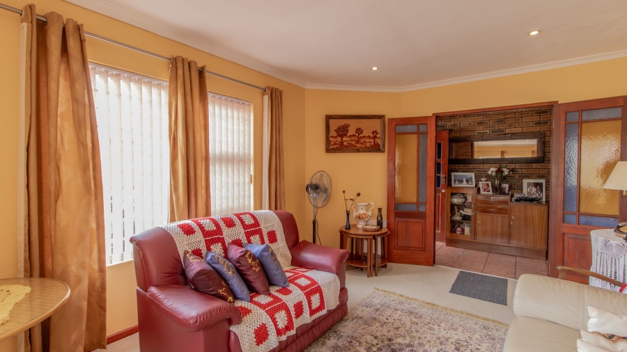 4 Bedroom Property for Sale in Vredenburg Western Cape